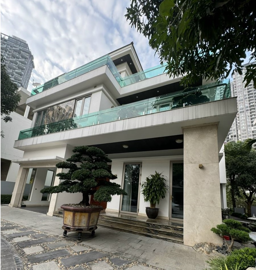 Dãy villa yên tĩnh trong khu đô thị Ecopark